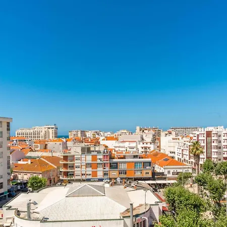 Apartment Lovely 2 Bedroom In Caparica Almada